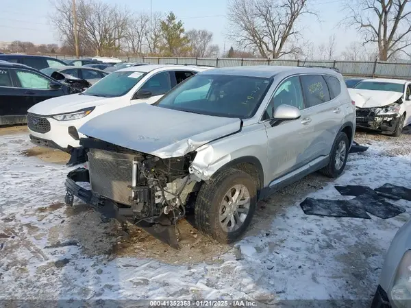 5NMS23AD6KH016650 2019 HYUNDAI SANTA FE - Image 2