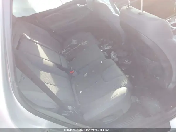 5NMS23AD6KH016650 2019 HYUNDAI SANTA FE - Image 8