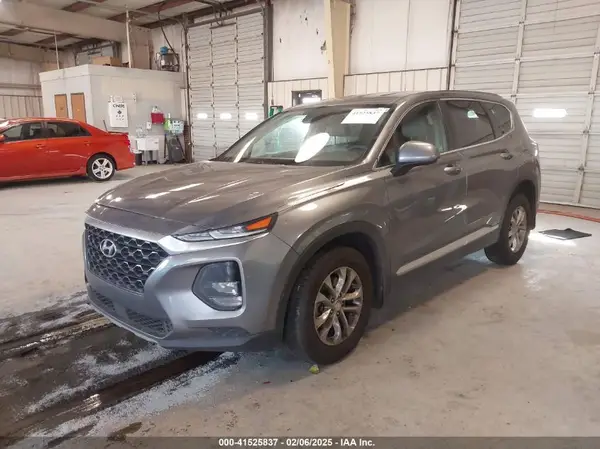 5NMS23AD6KH092062 2019 HYUNDAI SANTA FE - Image 2