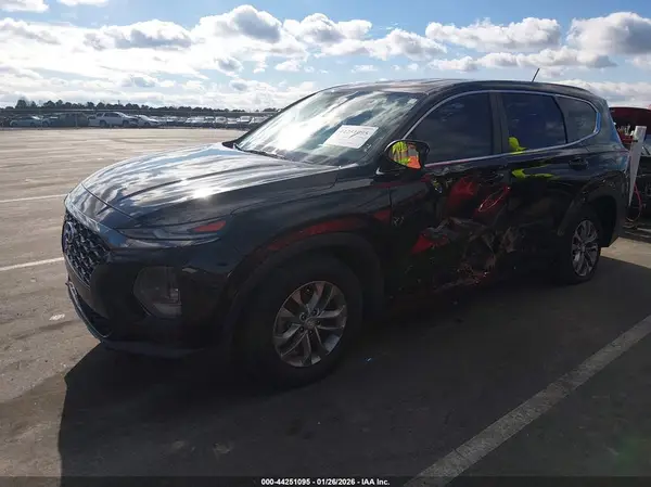 5NMS23AD6KH095818 2019 HYUNDAI SANTA FE - Image 2