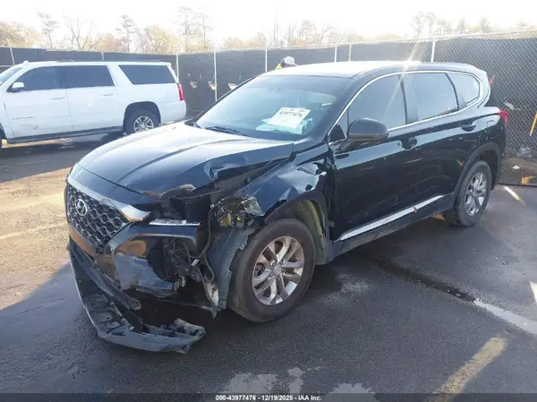 5NMS23AD6KH118658 2019 HYUNDAI SANTA FE - Image 2