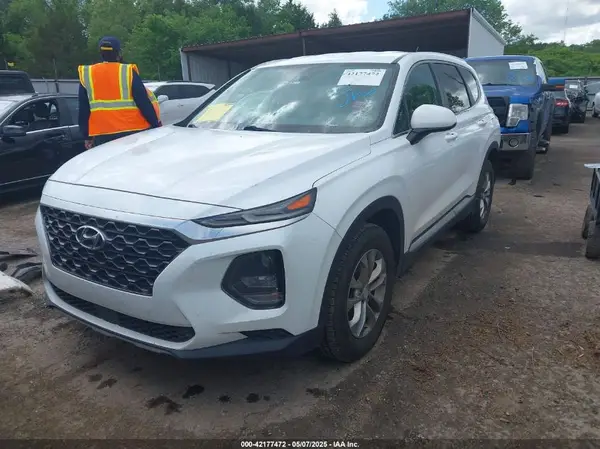 5NMS23AD7KH110388 2019 HYUNDAI SANTA FE - Image 2