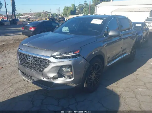 5NMS23AD7KH130981 2019 HYUNDAI SANTA FE - Image 2