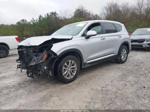 5NMS23AD8KH031411 2019 HYUNDAI SANTA FE - Image 2