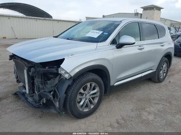 5NMS23AD8KH069365 2019 HYUNDAI SANTA FE - Image 2