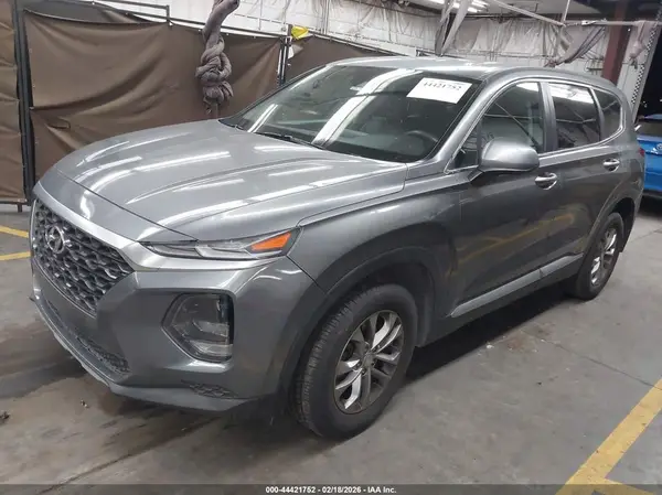 5NMS23AD8KH078020 2019 HYUNDAI SANTA FE - Image 2