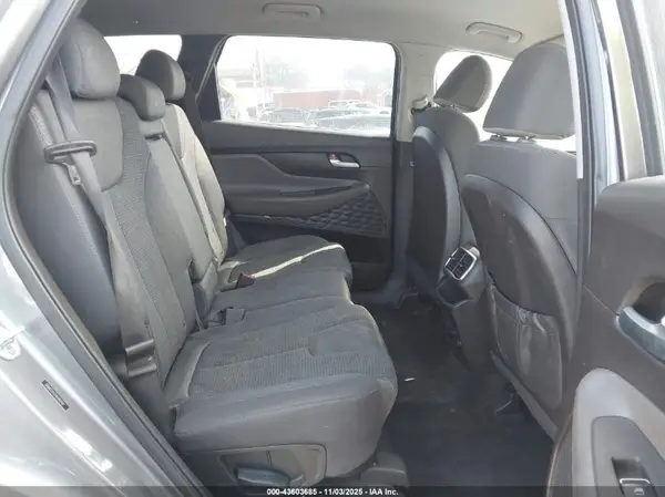 5NMS23AD8KH105961 2019 HYUNDAI SANTA FE - Image 8