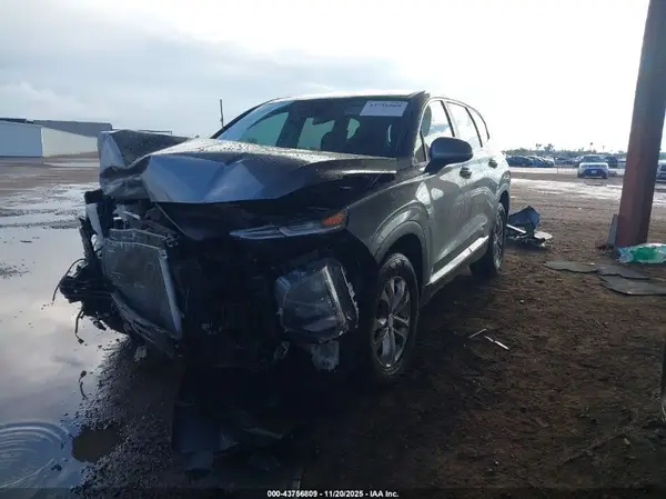 5NMS23AD8KH112294 2019 HYUNDAI SANTA FE - Image 2