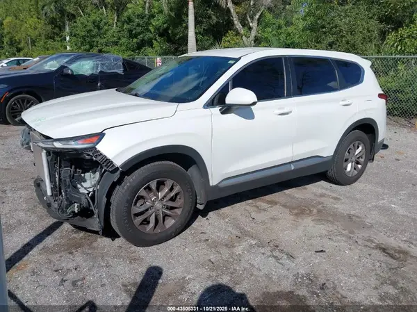 5NMS23AD8KH123683 2019 HYUNDAI SANTA FE - Image 2