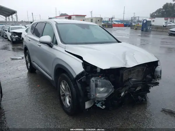 5NMS23AD8KH124705 2019 HYUNDAI SANTA FE - Image 1