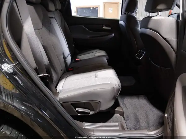 5NMS23AD8KH135543 2019 HYUNDAI SANTA FE - Image 8