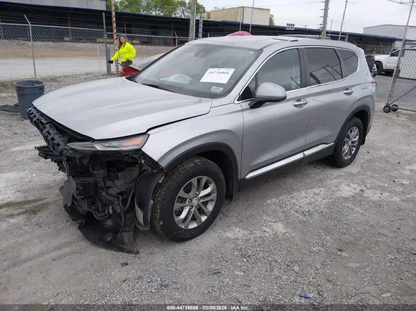 5NMS23AD8LH289252 2020 HYUNDAI SANTA FE - Image 2