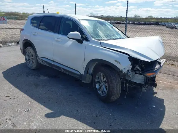 5NMS23AD9KH001902 2019 HYUNDAI SANTA FE - Image 1