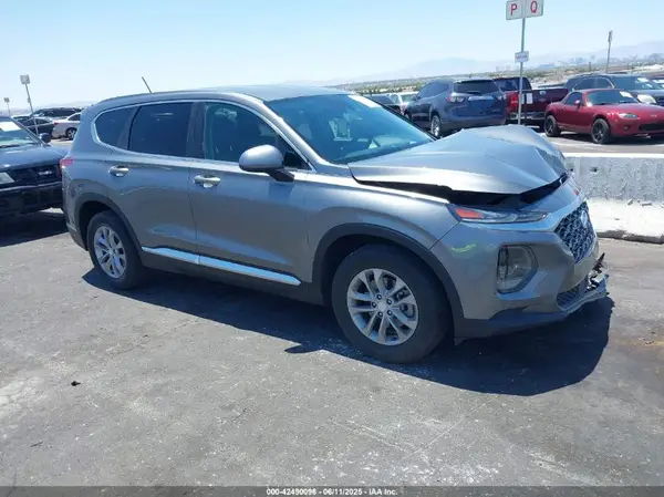 5NMS23AD9KH119724 2019 HYUNDAI SANTA FE - Image 1