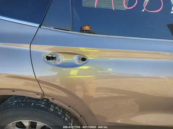 5NMS2CAD0KH117649 2019 HYUNDAI SANTA FE - Image 8