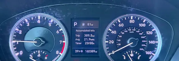 5NMS2CAD0KH121801 2019 HYUNDAI SANTA FE - Image 8