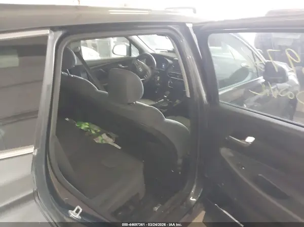 5NMS2CAD1KH053833 2019 HYUNDAI SANTA FE - Image 8