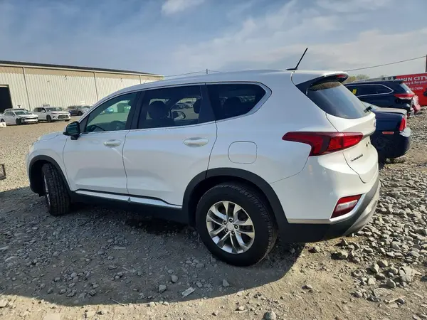 5NMS2CAD1KH073483 2019 HYUNDAI SANTA FE - Image 2