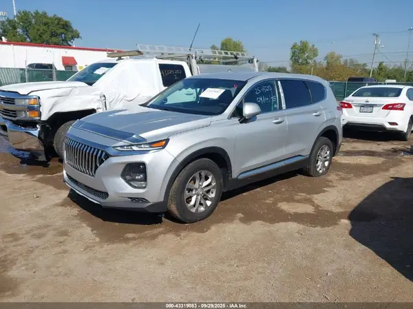 5NMS2CAD1LH157028 2020 HYUNDAI SANTA FE - Image 2