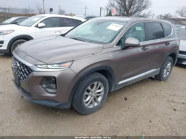 5NMS2CAD2KH084198 2019 HYUNDAI SANTA FE - Image 2