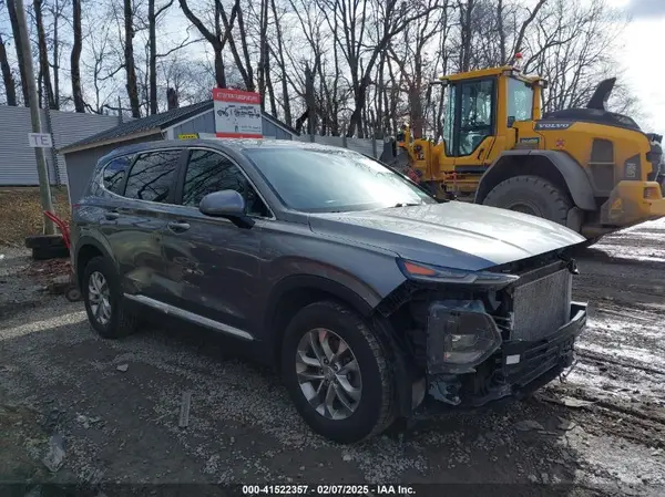 5NMS2CAD2KH084511 2019 HYUNDAI SANTA FE - Image 1