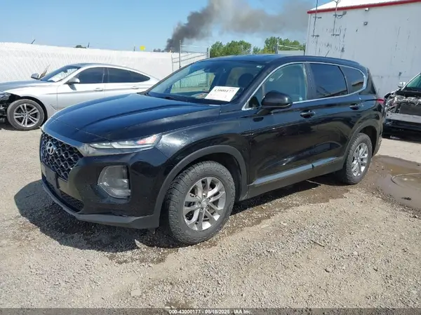 5NMS2CAD2KH096674 2019 HYUNDAI SANTA FE - Image 2