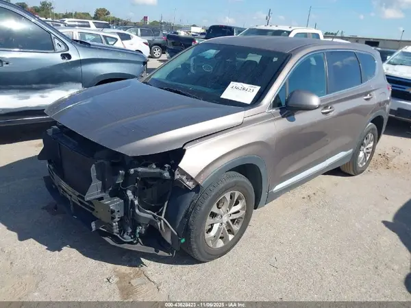 5NMS2CAD2KH114476 2019 HYUNDAI SANTA FE - Image 2