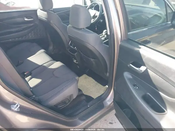 5NMS2CAD2KH114476 2019 HYUNDAI SANTA FE - Image 8