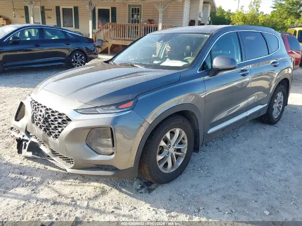 5NMS2CAD3KH103812 2019 HYUNDAI SANTA FE - Image 2