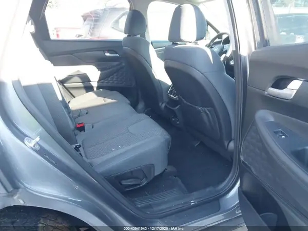 5NMS2CAD3KH120996 2019 HYUNDAI SANTA FE - Image 8