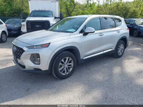 5NMS2CAD3KH136535 2019 HYUNDAI SANTA FE - Image 2