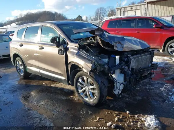 5NMS2CAD4KH089712 2019 HYUNDAI SANTA FE - Image 1