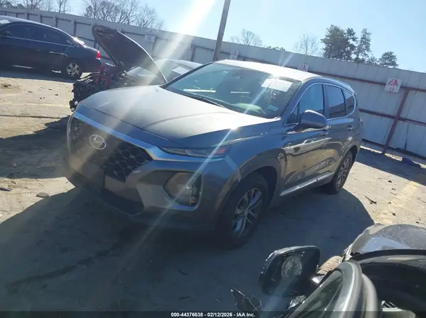 5NMS2CAD4KH109277 2019 HYUNDAI SANTA FE - Image 2