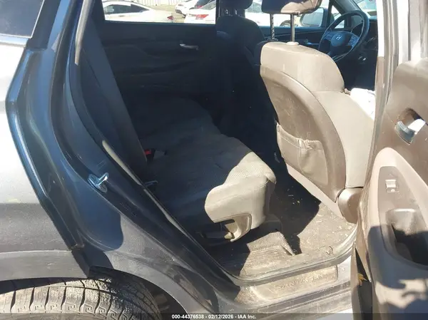 5NMS2CAD4KH109277 2019 HYUNDAI SANTA FE - Image 8