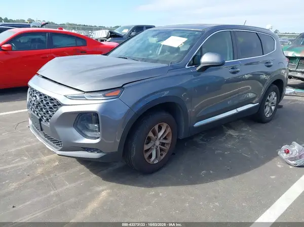5NMS2CAD4KH114267 2019 HYUNDAI SANTA FE - Image 2