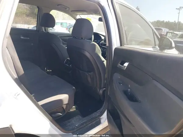 5NMS2CAD5KH001914 2019 HYUNDAI SANTA FE - Image 8