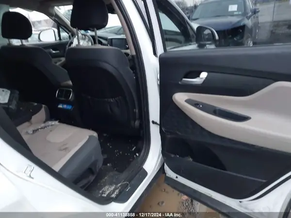 5NMS2CAD5KH003677 2019 HYUNDAI SANTA FE - Image 8