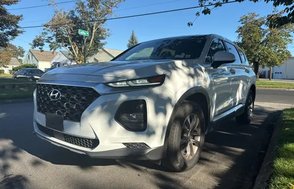 5NMS2CAD5KH017434 2019 HYUNDAI SANTA FE - Image 2