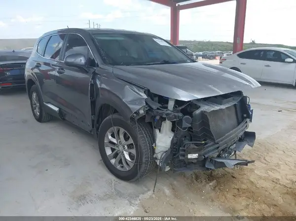 5NMS2CAD5KH041586 2019 HYUNDAI SANTA FE - Image 1