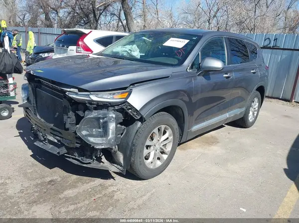 5NMS2CAD5KH094711 2019 HYUNDAI SANTA FE - Image 2