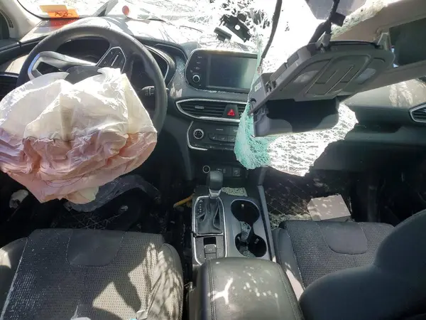 5NMS2CAD5KH113953 2019 HYUNDAI SANTA FE - Image 8
