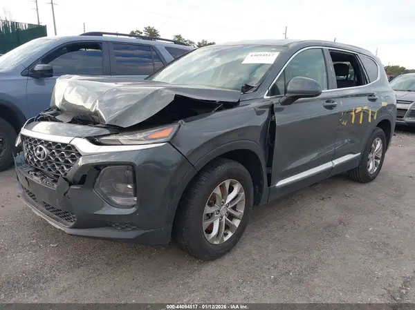 5NMS2CAD6KH064147 2019 HYUNDAI SANTA FE - Image 2