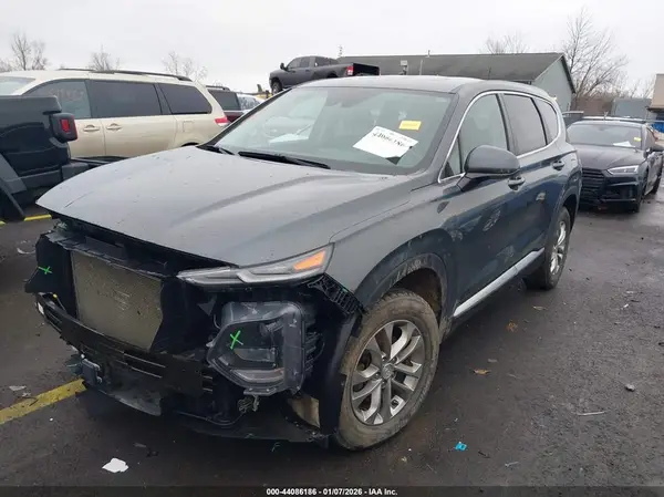 5NMS2CAD6KH084897 2019 HYUNDAI SANTA FE - Image 2