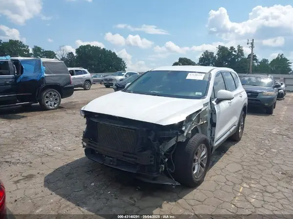 5NMS2CAD6KH128817 2019 HYUNDAI SANTA FE - Image 2