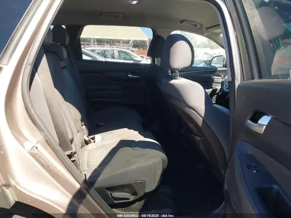 5NMS2CAD7KH012770 2019 HYUNDAI SANTA FE - Image 8