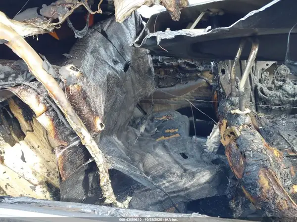 5NMS2CAD7KH035403 2019 HYUNDAI SANTA FE - Image 8