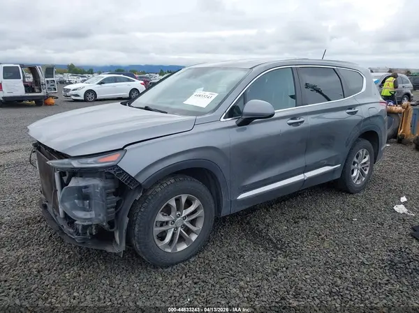 5NMS2CAD8KH082682 2019 HYUNDAI SANTA FE - Image 2