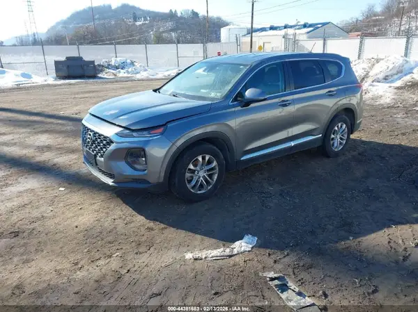 5NMS2CAD8KH107127 2019 HYUNDAI SANTA FE - Image 2