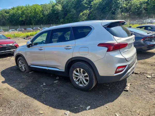 5NMS2CAD9KH024080 2019 HYUNDAI SANTA FE - Image 2
