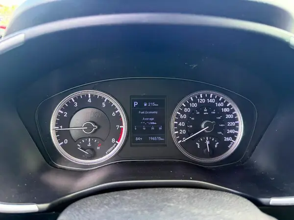 5NMS2CAD9KH061633 2019 HYUNDAI SANTA FE - Image 8